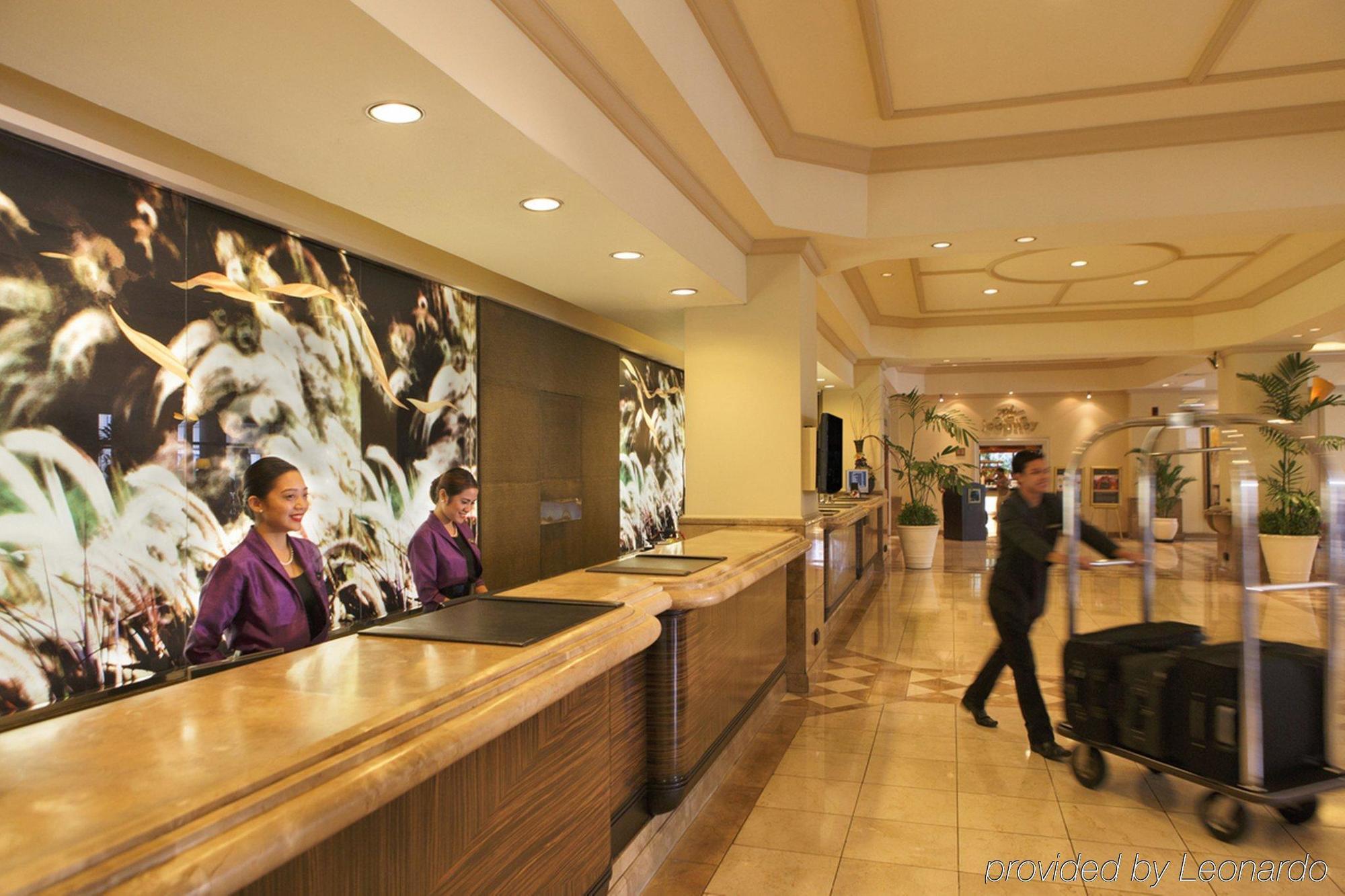 Intercontinental Manila Hotel Makati City ภายนอก รูปภาพ