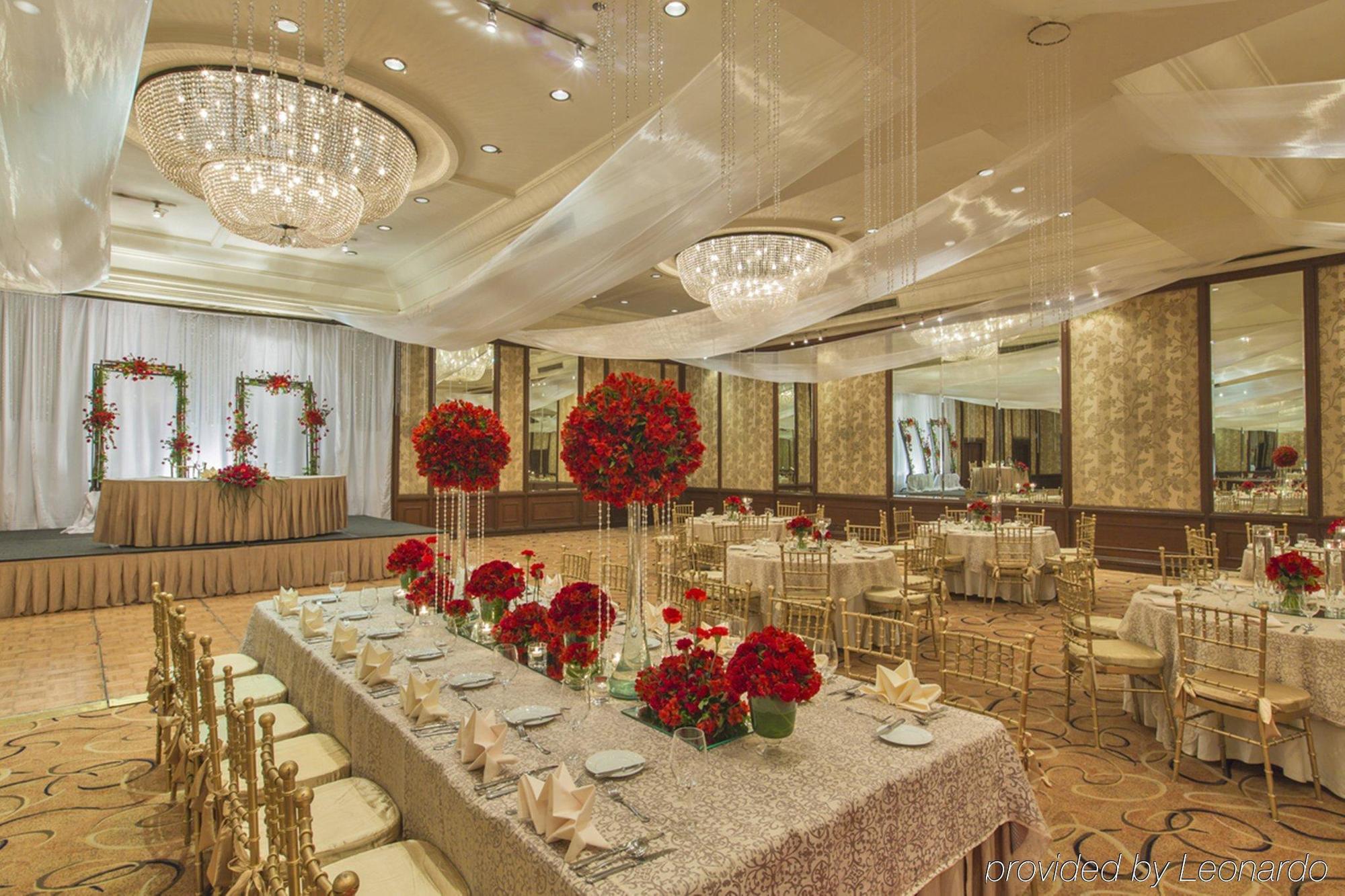 Intercontinental Manila Hotel Makati City ภายนอก รูปภาพ