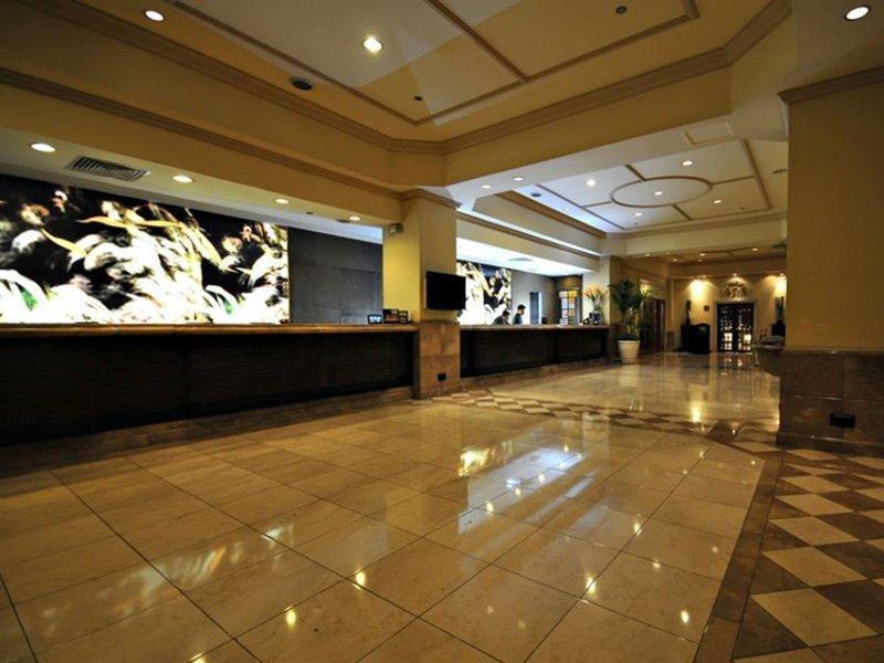 Intercontinental Manila Hotel Makati City ภายนอก รูปภาพ