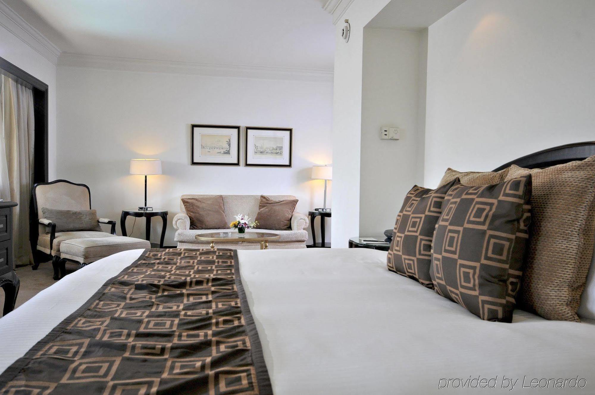 Intercontinental Manila Hotel Makati City ภายนอก รูปภาพ